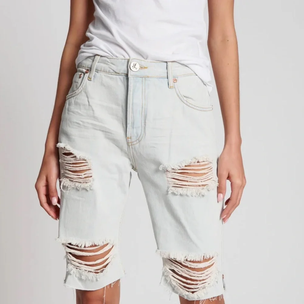 One Teaspoon Longline Trucker Denim Shorts, Size 26, NWT, White Ripped Shorts